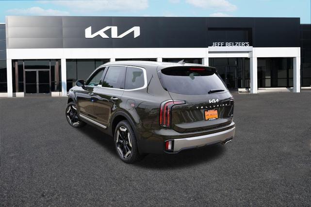Photo of 2025 Dark Moss Kia Telluride
