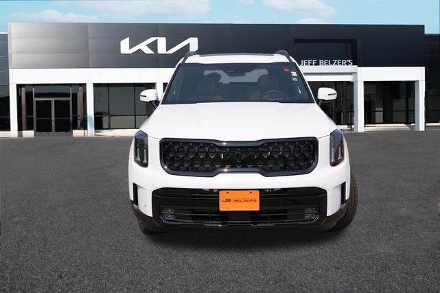 Photo of 2025 Glacial White Pearl Kia Telluride