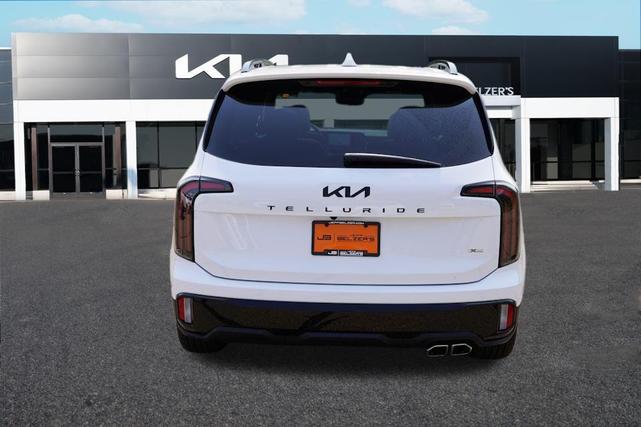 Photo of 2025 Glacial White Pearl Kia Telluride