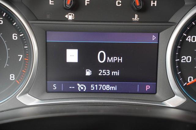 Photo of 2021 Summit White Chevrolet Traverse