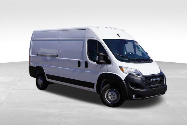 Photo of 2025 Bright White Clearcoat RAM ProMaster 2500