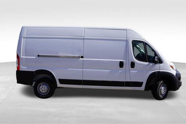 Photo of 2025 Bright White Clearcoat RAM ProMaster 2500