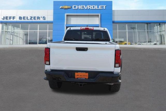 Photo of 2025 Summit White Chevrolet Colorado