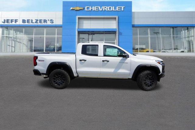 Photo of 2025 Summit White Chevrolet Colorado