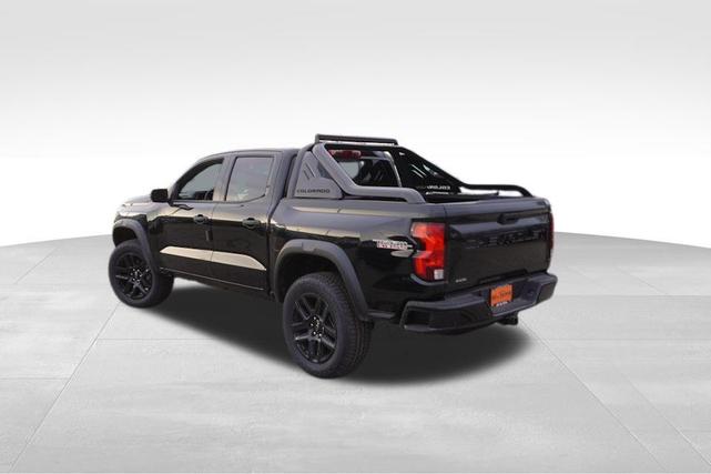 Photo of 2025 Black Chevrolet Colorado