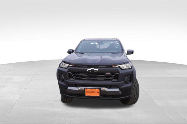 Photo of 2025 Black Chevrolet Colorado