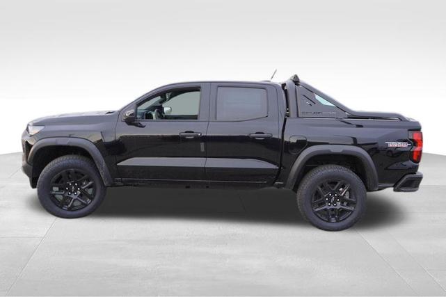 Photo of 2025 Black Chevrolet Colorado