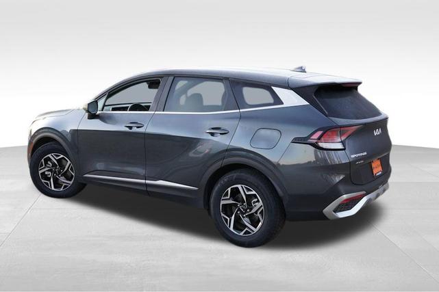 Photo of 2024 Gravity Gray Kia Sportage