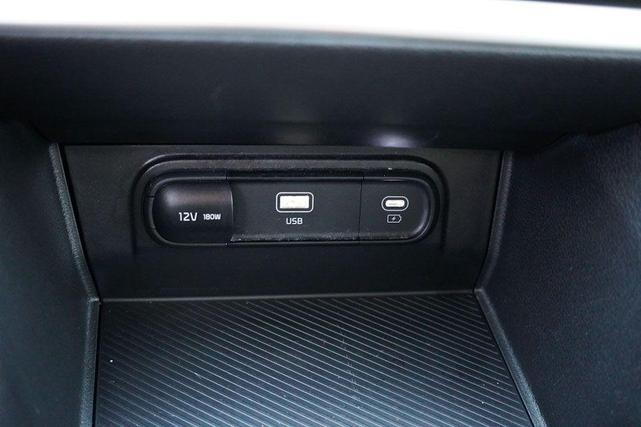 Photo of 2024 Gravity Gray Kia Sportage