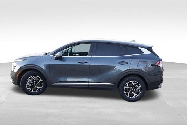 Photo of 2024 Gravity Gray Kia Sportage