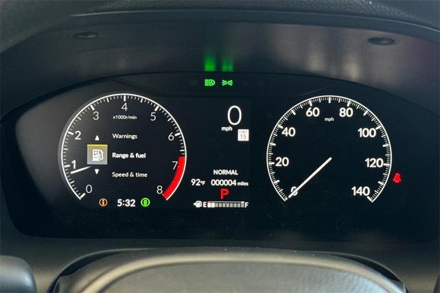 Photo of 2026 Platinum White Pearl Honda HR-V