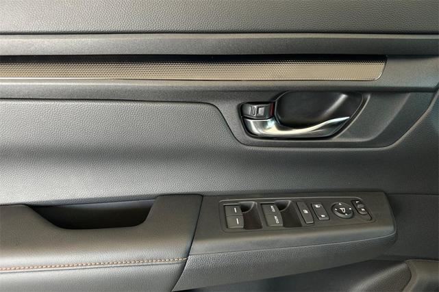 Photo of 2026 Solar Silver Metallic Honda CR-V Hybrid