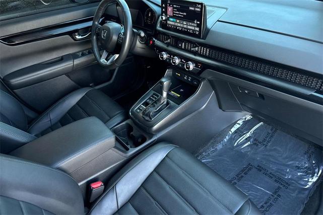 Photo of 2024 Lunar Silver Metallic Honda CR-V