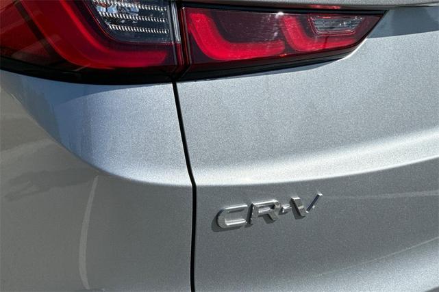 Photo of 2024 Lunar Silver Metallic Honda CR-V