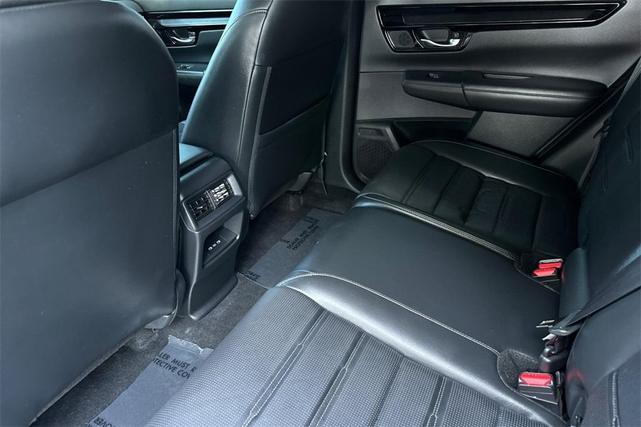 Photo of 2024 Lunar Silver Metallic Honda CR-V