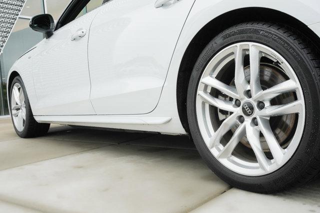 Photo of 2022 Glacier Audi A4