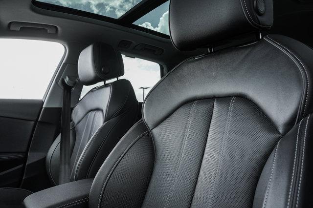 Photo of 2022 Manhattan Gray Metallic Audi A4 allroad