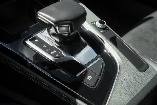 Photo of 2022 Manhattan Gray Metallic Audi A4 allroad