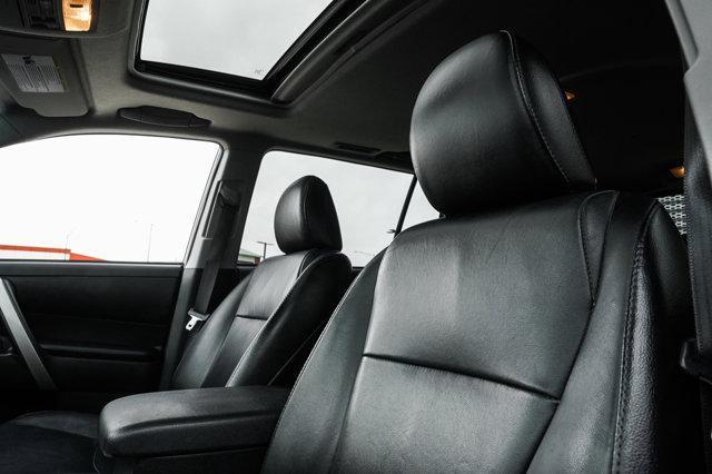 Photo of 2012 Black Toyota Highlander
