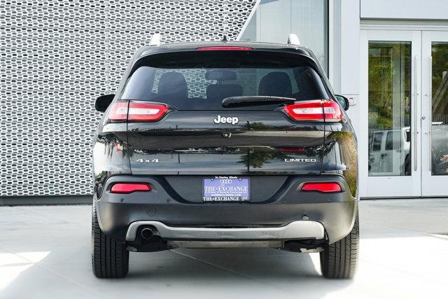 Photo of 2015 Brilliant Black Crystal Pearlcoat Jeep Cherokee