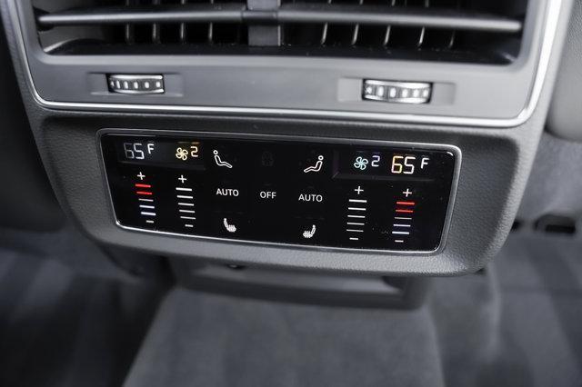 Photo of 2025 Samurai Gray Metallic Audi Q7