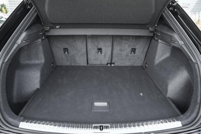 Photo of 2025 Mythos Black Metallic Audi Q3