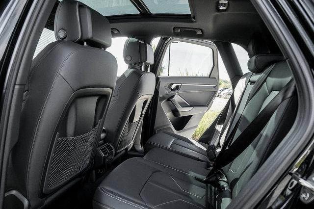 Photo of 2025 Mythos Black Metallic Audi Q3