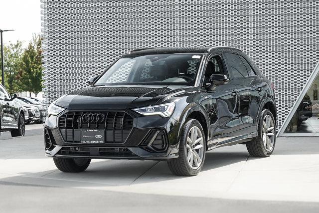 Photo of 2025 Mythos Black Metallic Audi Q3
