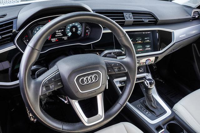 Photo of 2022 Glacier Audi Q3