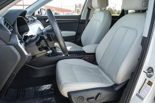 Photo of 2022 Glacier Audi Q3