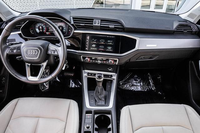 Photo of 2022 Glacier Audi Q3