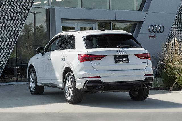 Photo of 2022 Glacier Audi Q3