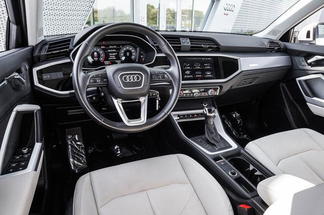 Photo of 2022 Glacier Audi Q3