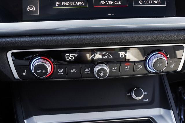 Photo of 2022 Glacier Audi Q3