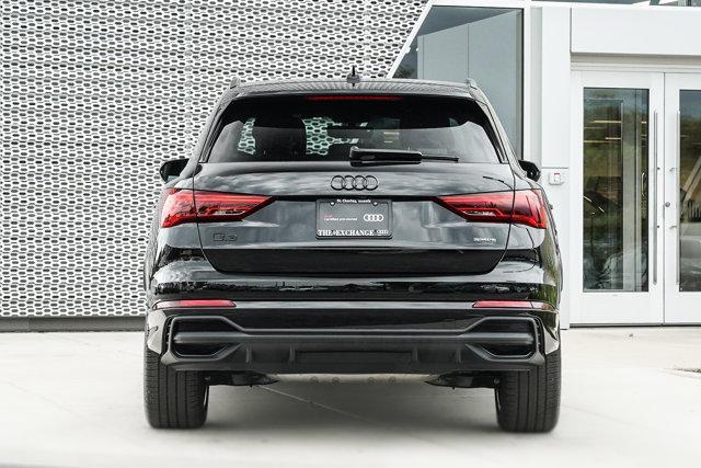 Photo of 2025 Mythos Black Metallic Audi Q3