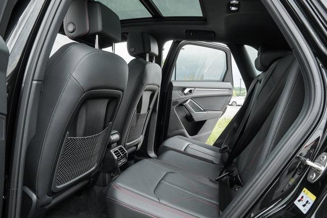 Photo of 2025 Mythos Black Metallic Audi Q3