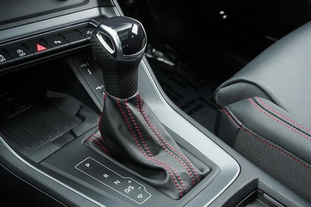 Photo of 2025 Mythos Black Metallic Audi Q3