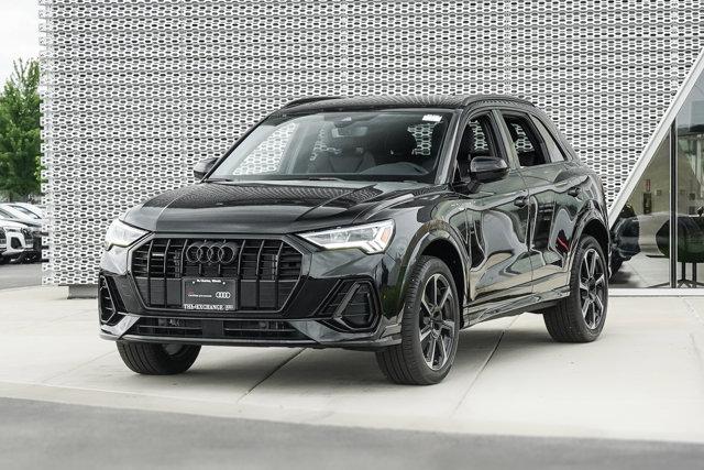 Photo of 2025 Mythos Black Metallic Audi Q3