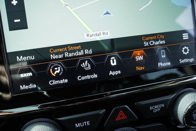 Photo of 2020 Diamond Black Crystal Pearlcoat Jeep Grand Cherokee