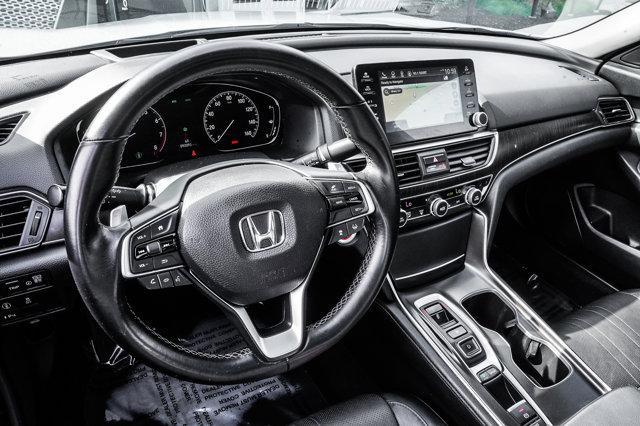 Photo of 2018 Platinum White Pearl Honda Accord