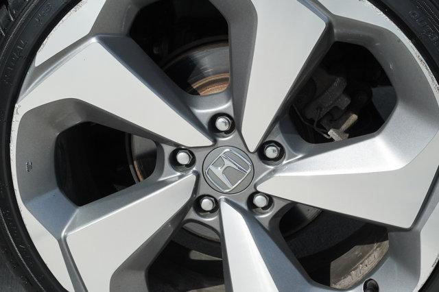 Photo of 2018 Platinum White Pearl Honda Accord
