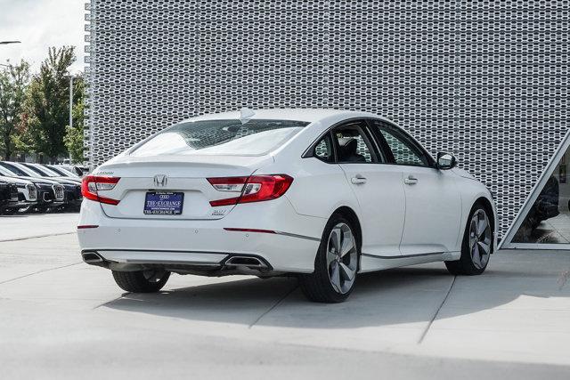 Photo of 2018 Platinum White Pearl Honda Accord