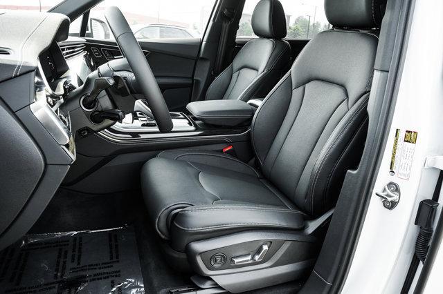 Photo of 2025 Glacier Audi Q7