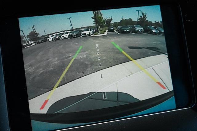 Photo of 2020 Bright White Clearcoat Jeep Cherokee