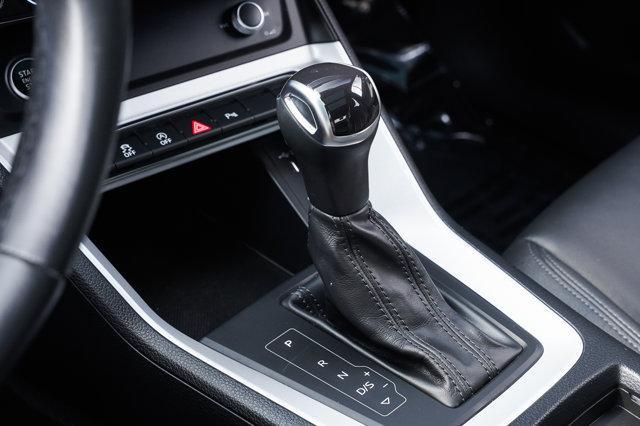 Photo of 2022 Navarra Blue Metallic Audi Q3