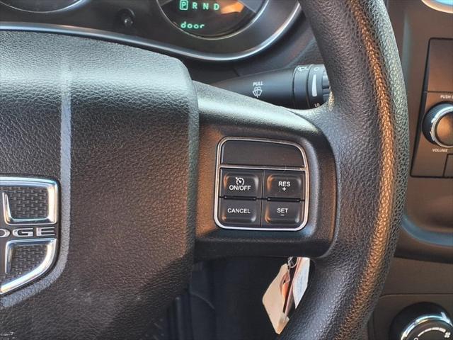 Photo of 2014 True Blue Pearlcoat Dodge Avenger