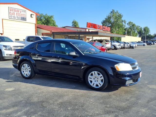 Photo of 2014 True Blue Pearlcoat Dodge Avenger