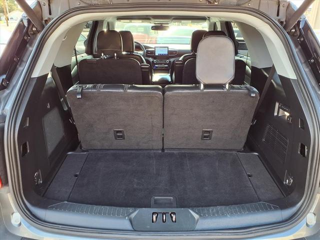 Photo of 2021 Gray Ford Explorer