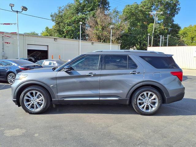 Photo of 2021 Gray Ford Explorer