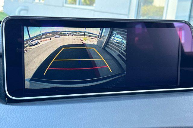 Photo of 2019 Eminent White Pearl Lexus RX 450h